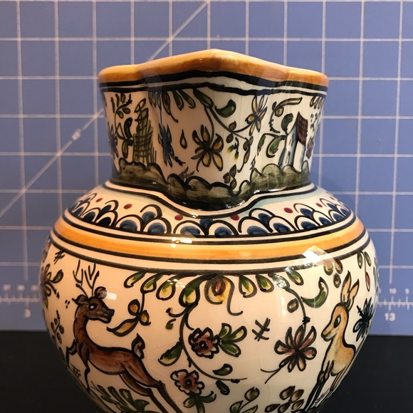 Coimbra Portugal Hand Made/Painted forest Sec XVII Pottery Pitcher signed Paula - Picture 2 of 8